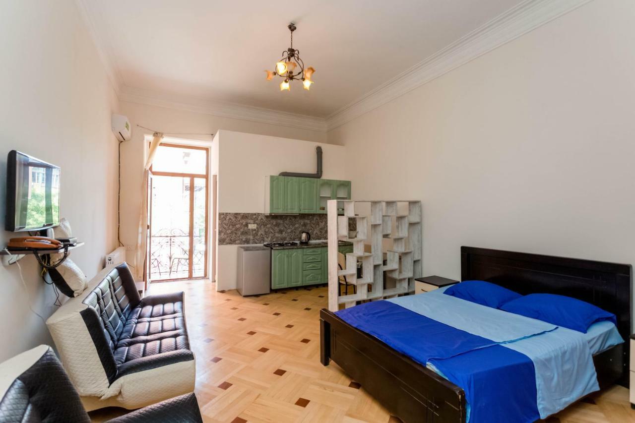 Anna Hotel Tbilisi Ngoại thất bức ảnh